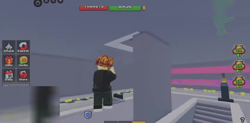 Hotbar showing pistol and additional firearm slots during a session
